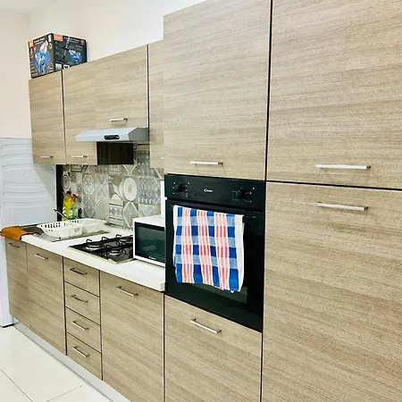 Steps To The Sea 1-br Apartamento Gzira